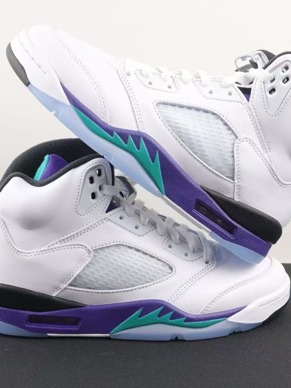White Men’s Basketball Sneakers with Purple & Teal Accents